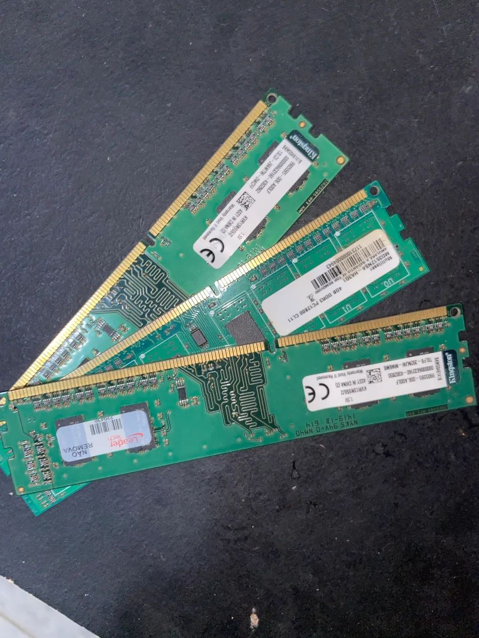 Kit 8GB RAM DDR3 - 3 Pentes Kingston + 4GB