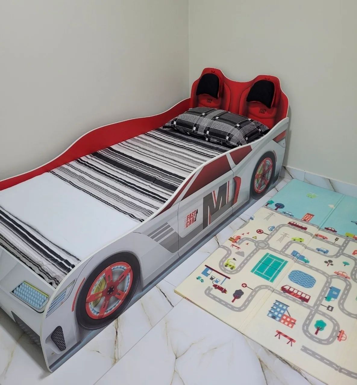Vendo cama infantil com colchão solteiro  - Foto 2
