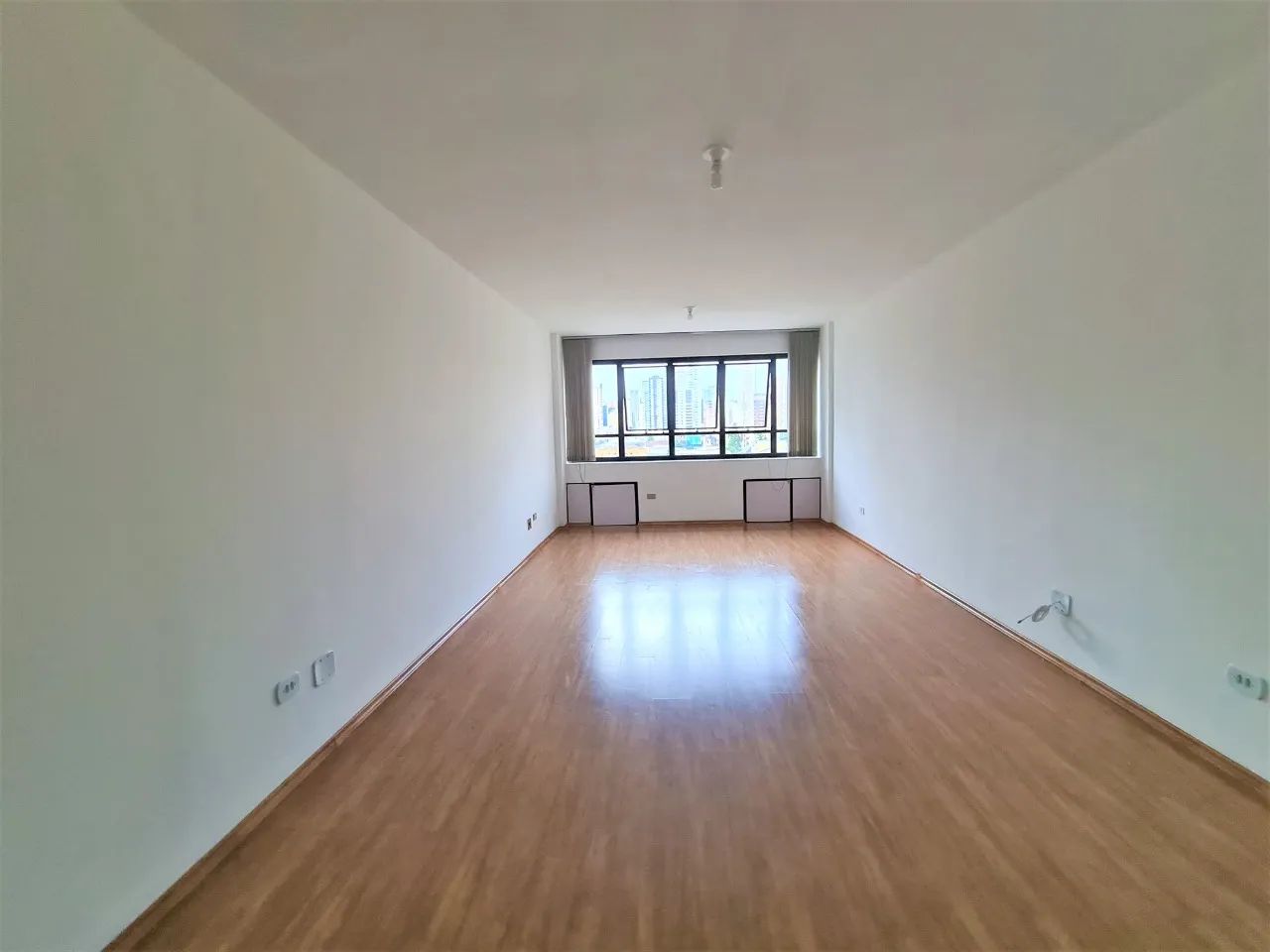 Sala comercial para alugar no Centro, Curitiba - Foto 5