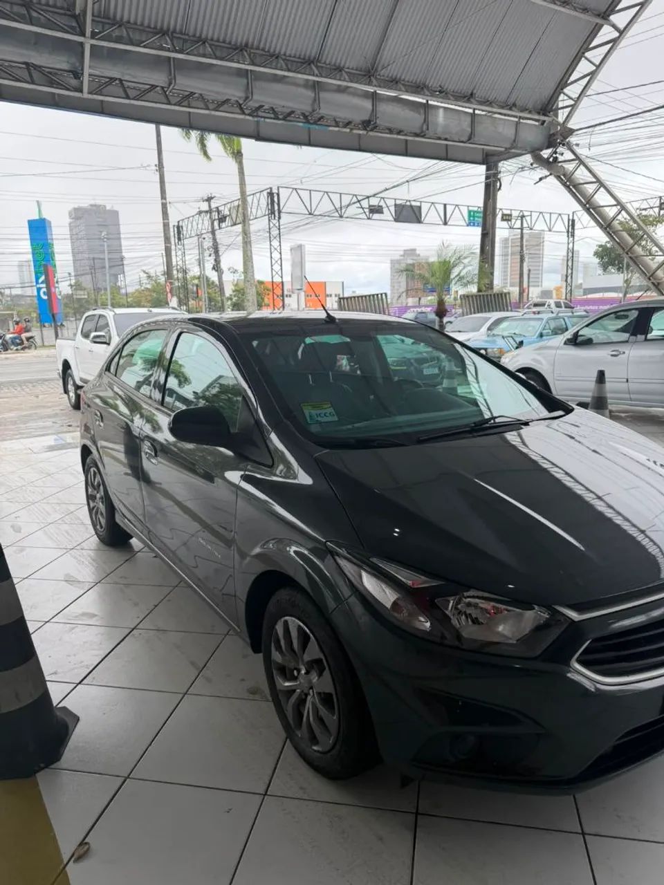 Chevrolet Onix Hatch Advantage 1.4 8V Flex Aut. 4P 2018 - Foto 2