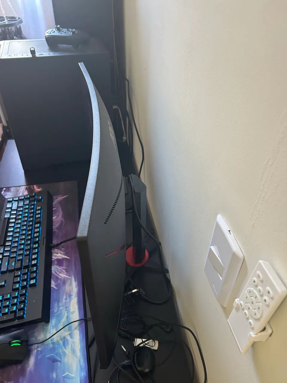 Monitor gamer curvo AOC 27? - Foto 5