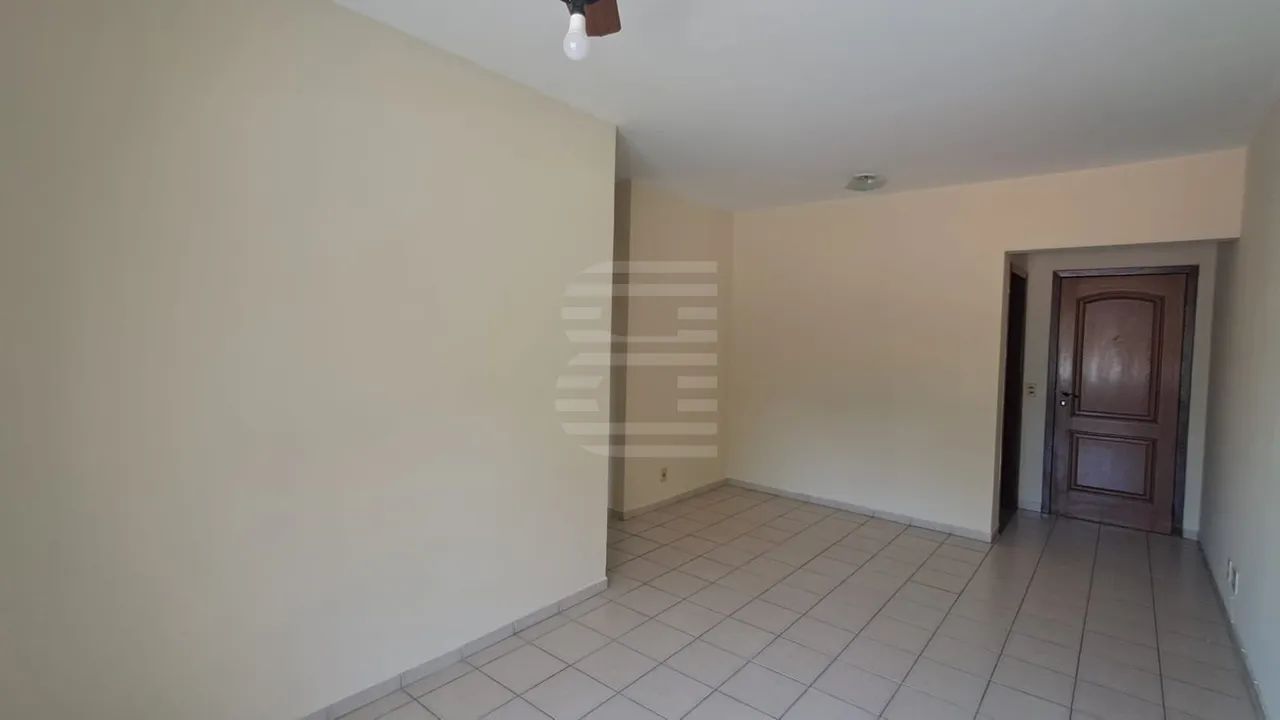 Apartamento para alugar no Botafogo, 2 quartos , sala ampla e 2 vagas - Foto 4