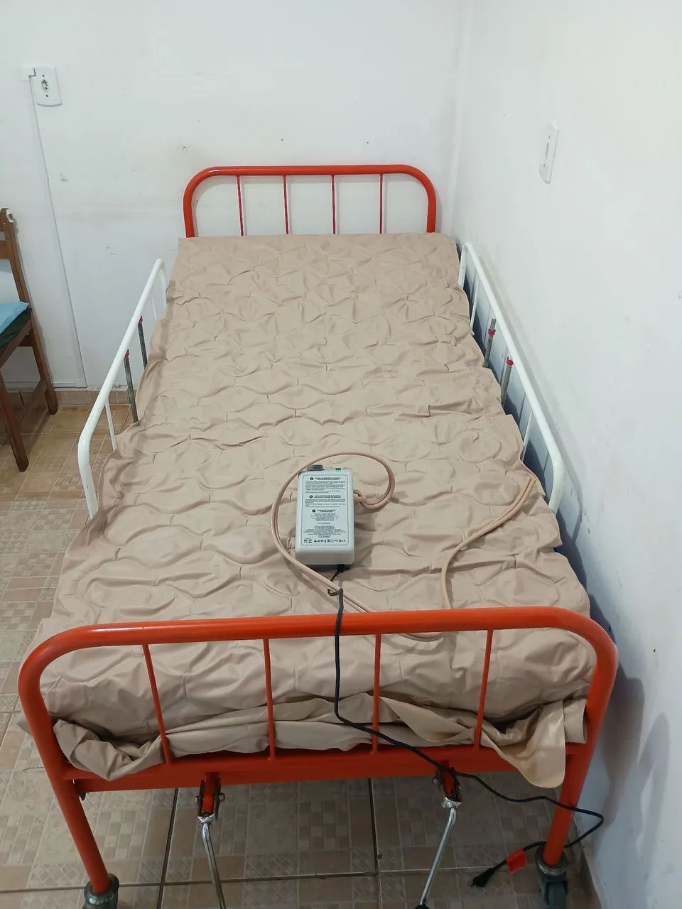 Cama hospitalar  - Foto 2
