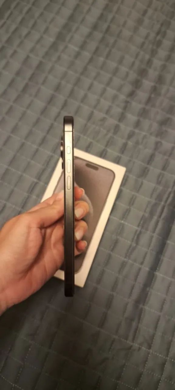 Iphone 15 Pro max - Foto 3