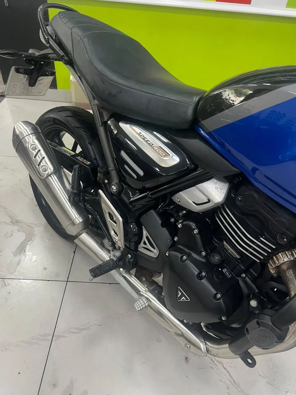 TRIUMPH SPEED 400 - Foto 4