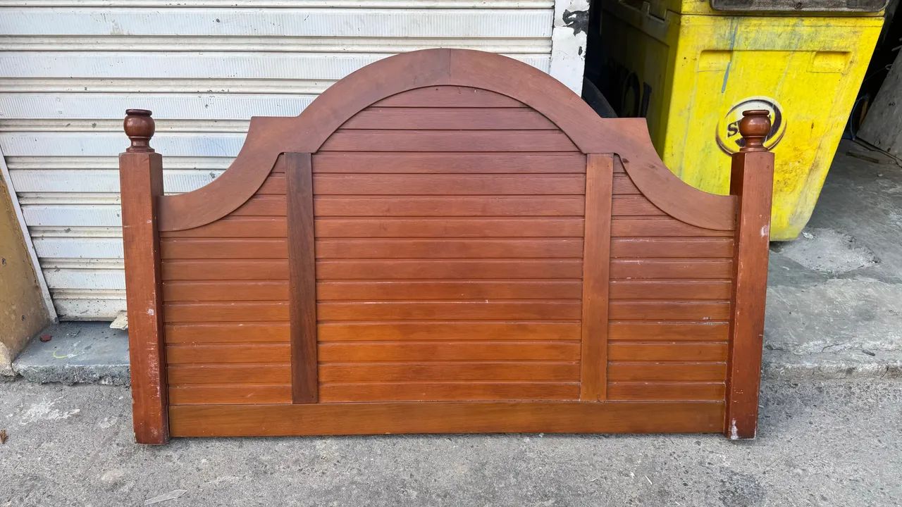 Cabeceira de Cama em madeira