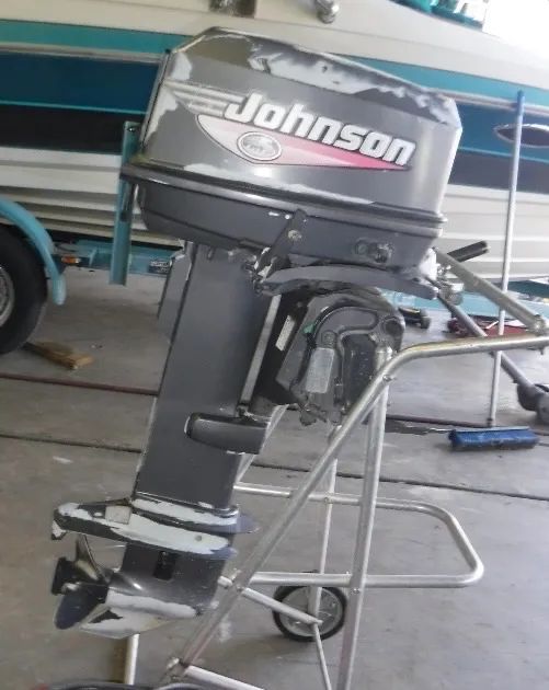 Motor de popa 