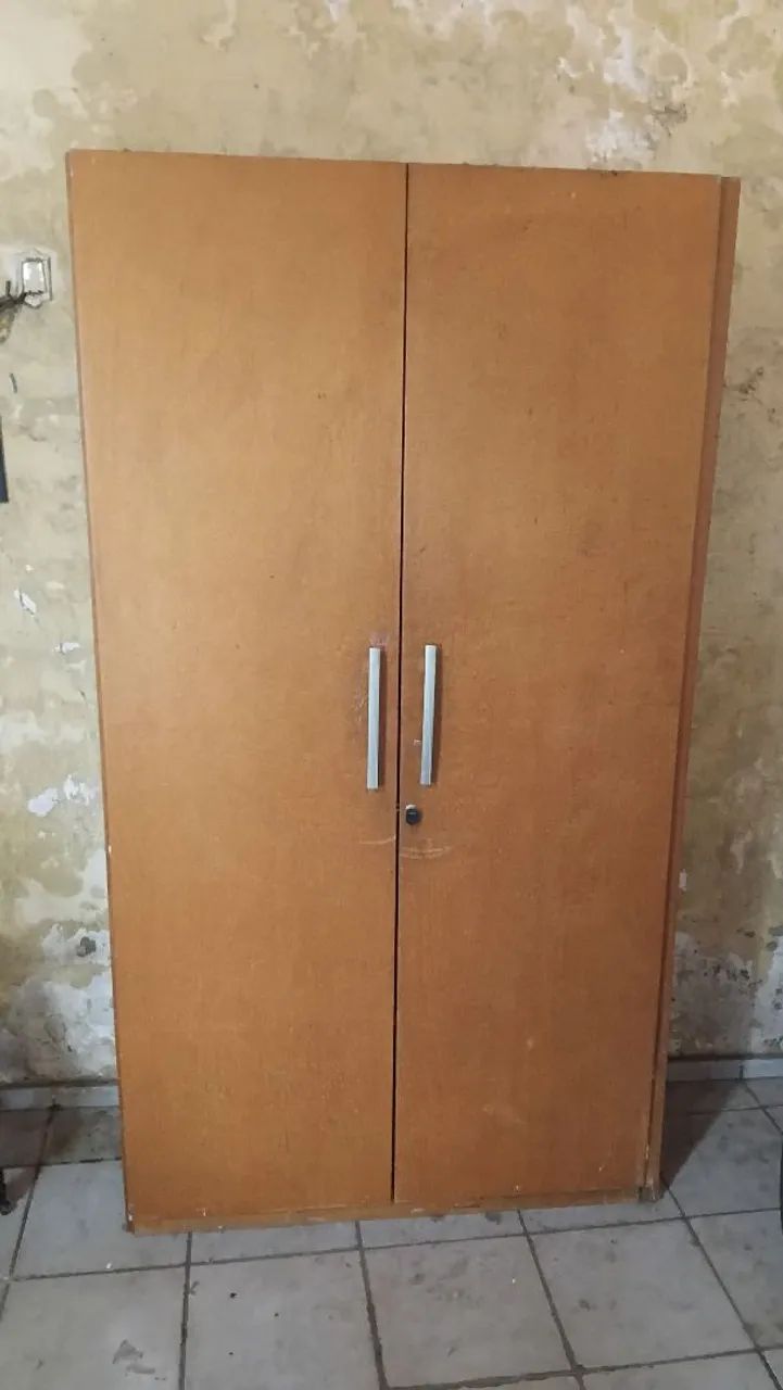 VENDE - SE !