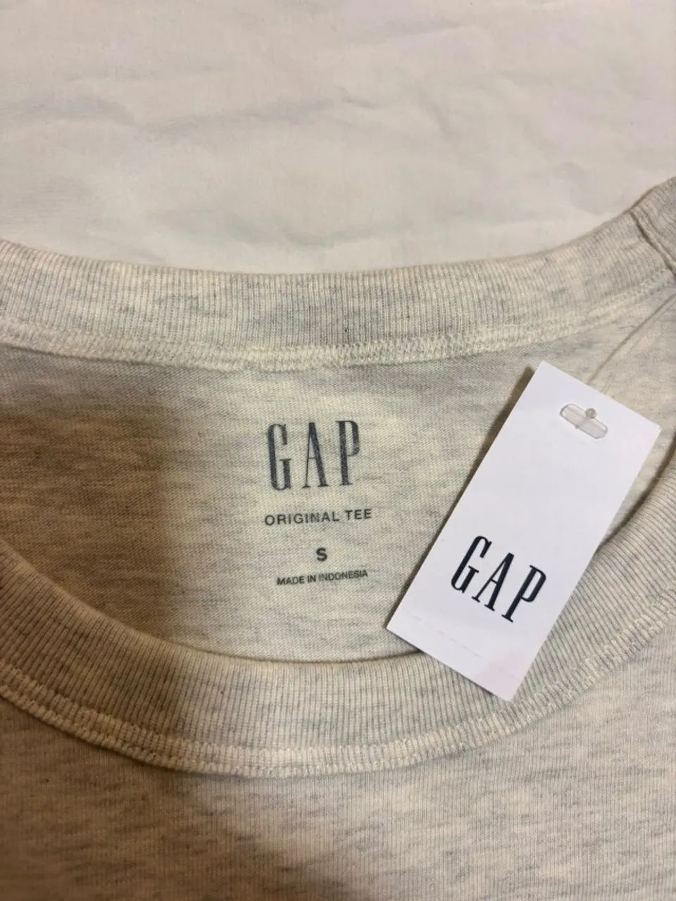 Camiseta Gap Básica Cinza - Foto 3