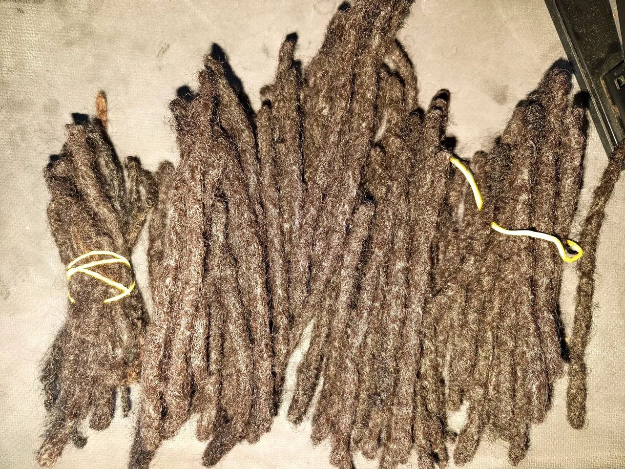 Dreads/ Dreadlocks/ Locs Extensões 