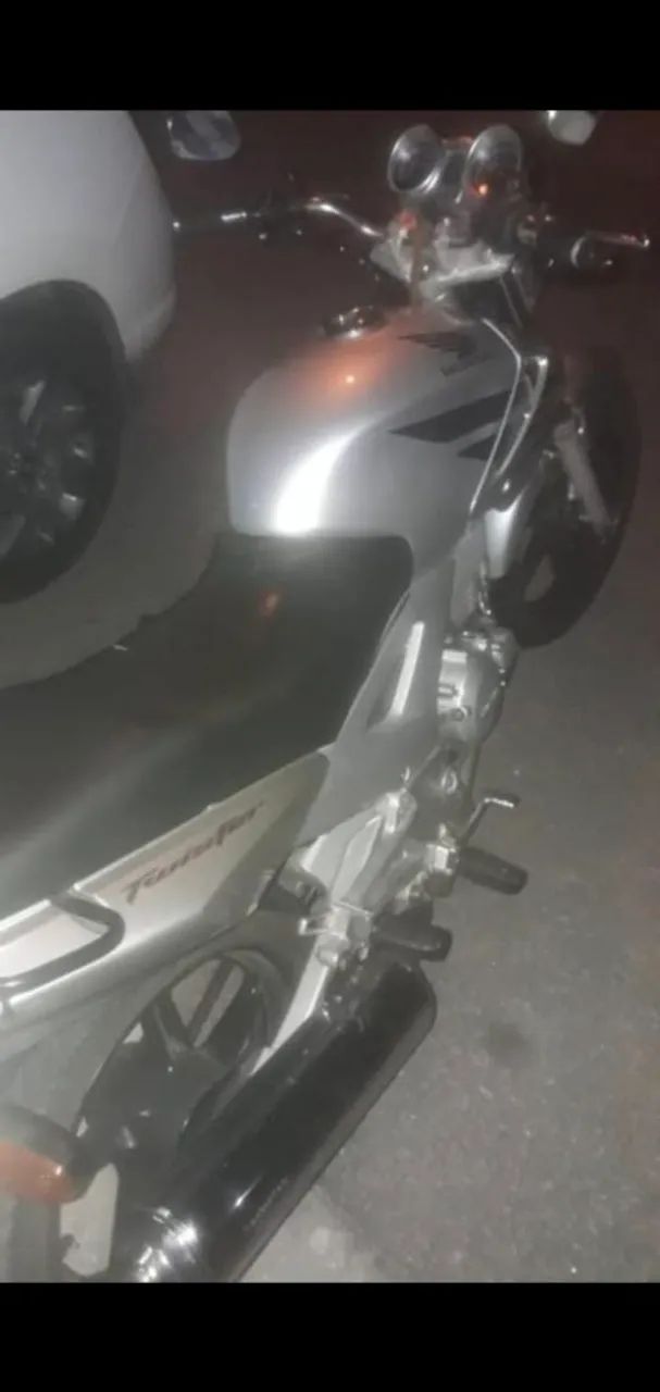Cbx 250 - Foto 3