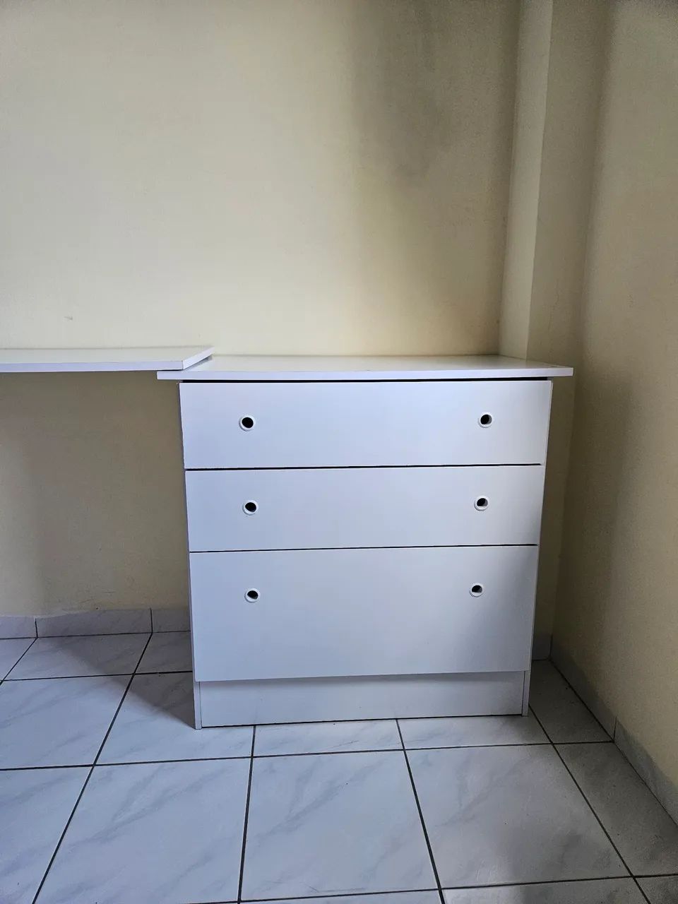 Comoda Infantil com Trocador Branco Excelente Estado