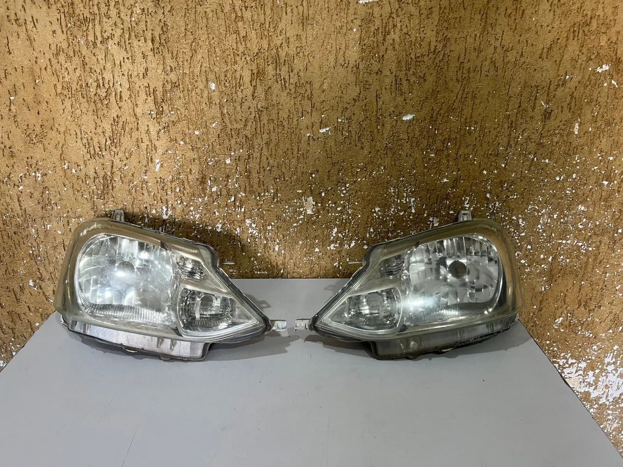 Par de Farol Etios 2011/2012/2013/2014/2015/2016/2017/2018/2019/2020/2021