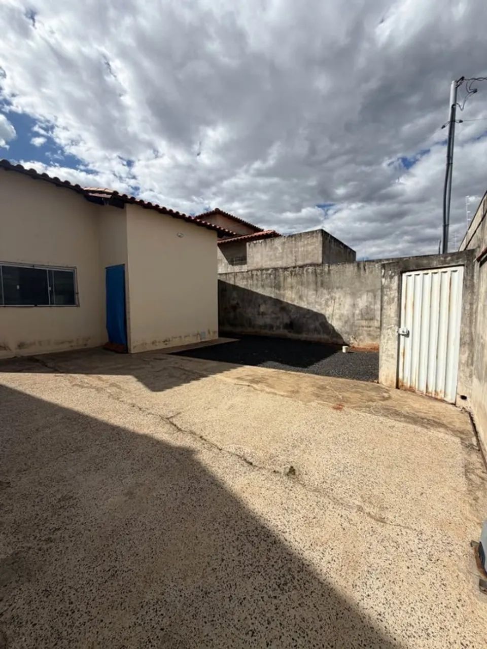 Casa Bairro Interlagos 3 (Terreno 11x27m) - Foto 2
