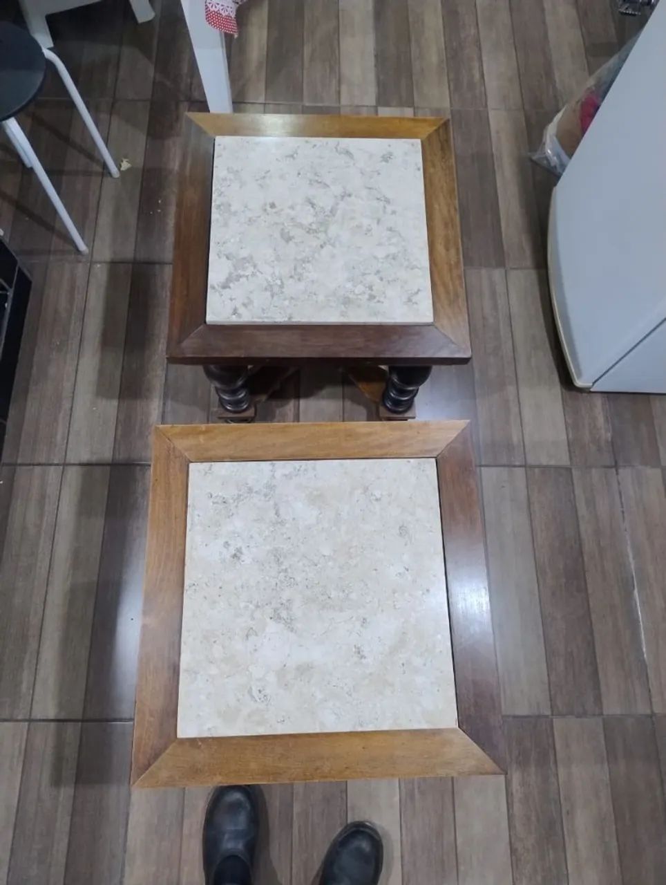 Mesas de canto colonial 