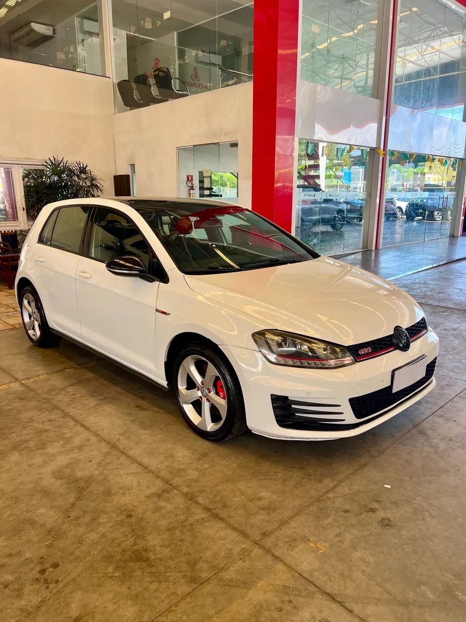 Volkswagen Golf Golf GTi 2.0 TSI 220cv Aut. 2015