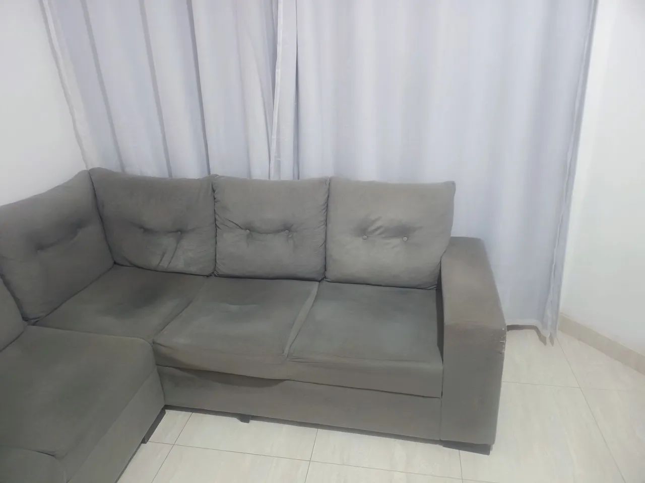 Estou vendendo sofa cinza 6 lugar  - Foto 2
