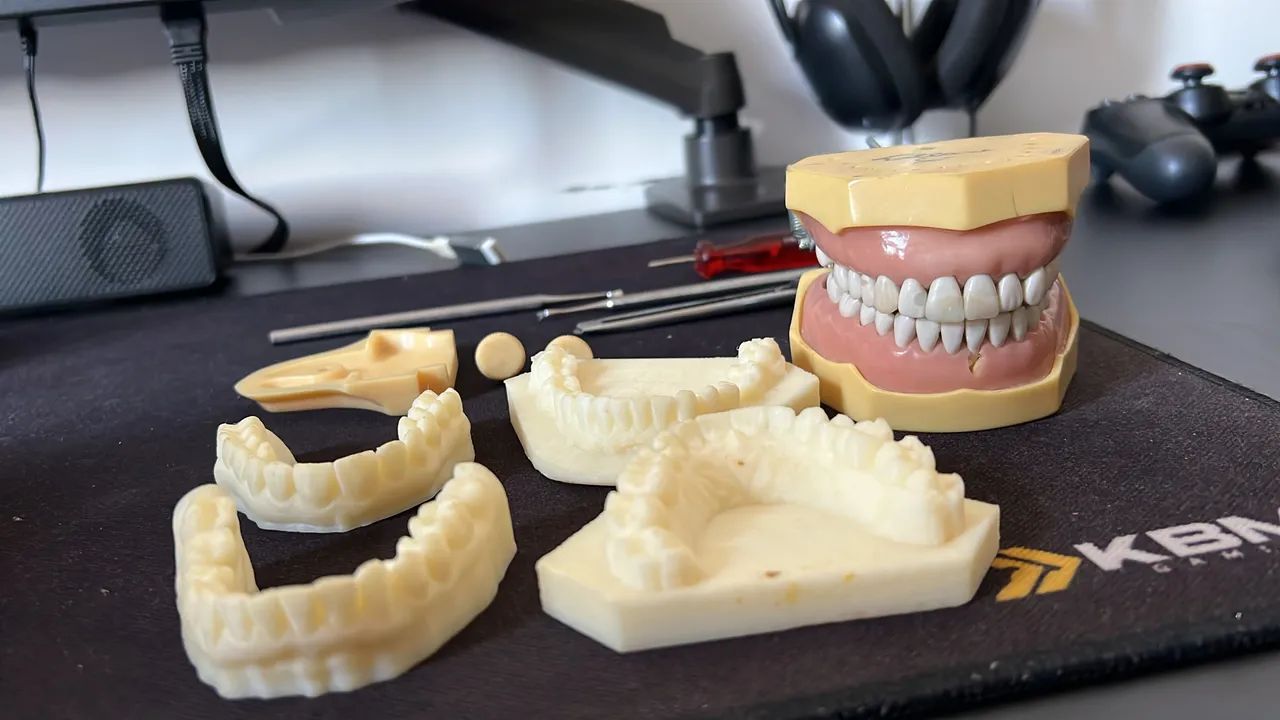 Manequim MOM dentística + Acessórios  - Foto 3