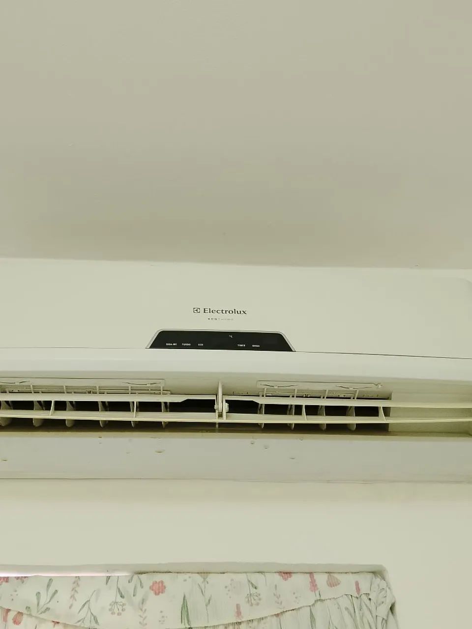 AR-CONDICIONADO ELECTROLUX 