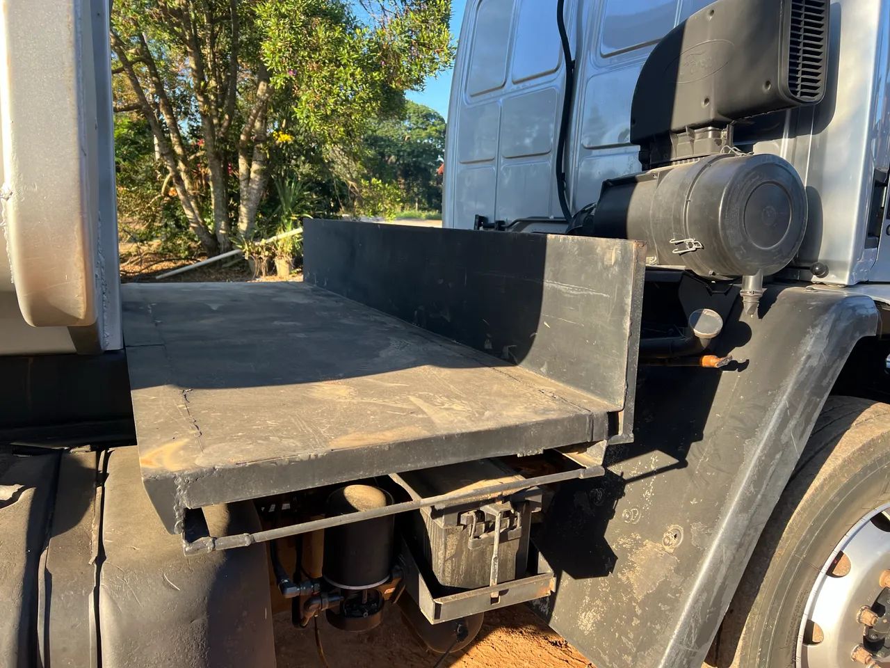Caminhão basculante Ford Cargo 1317 - Foto 5