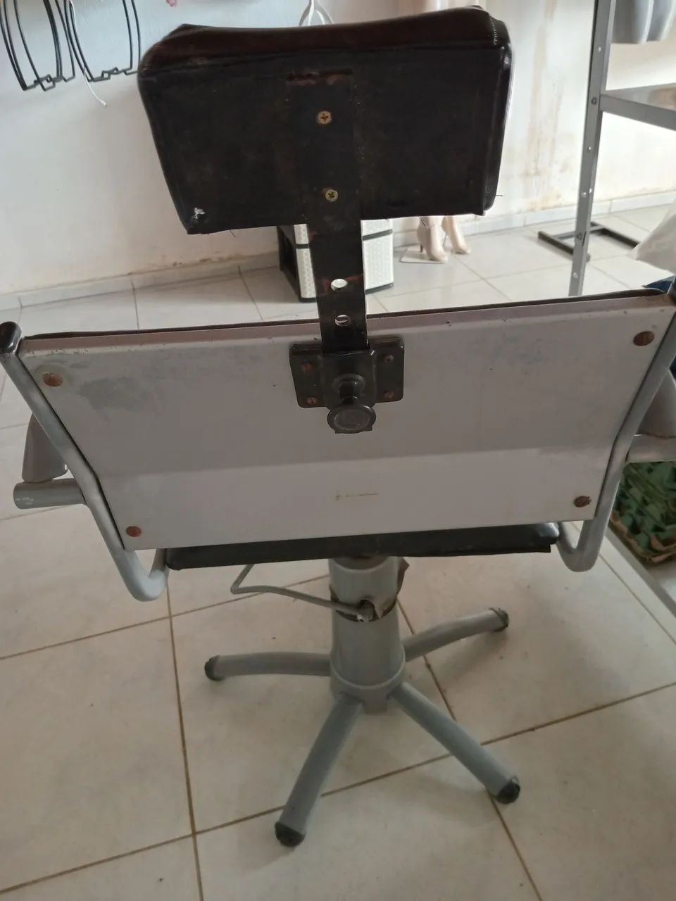 Cadeira de cabeleireiro  - Foto 2