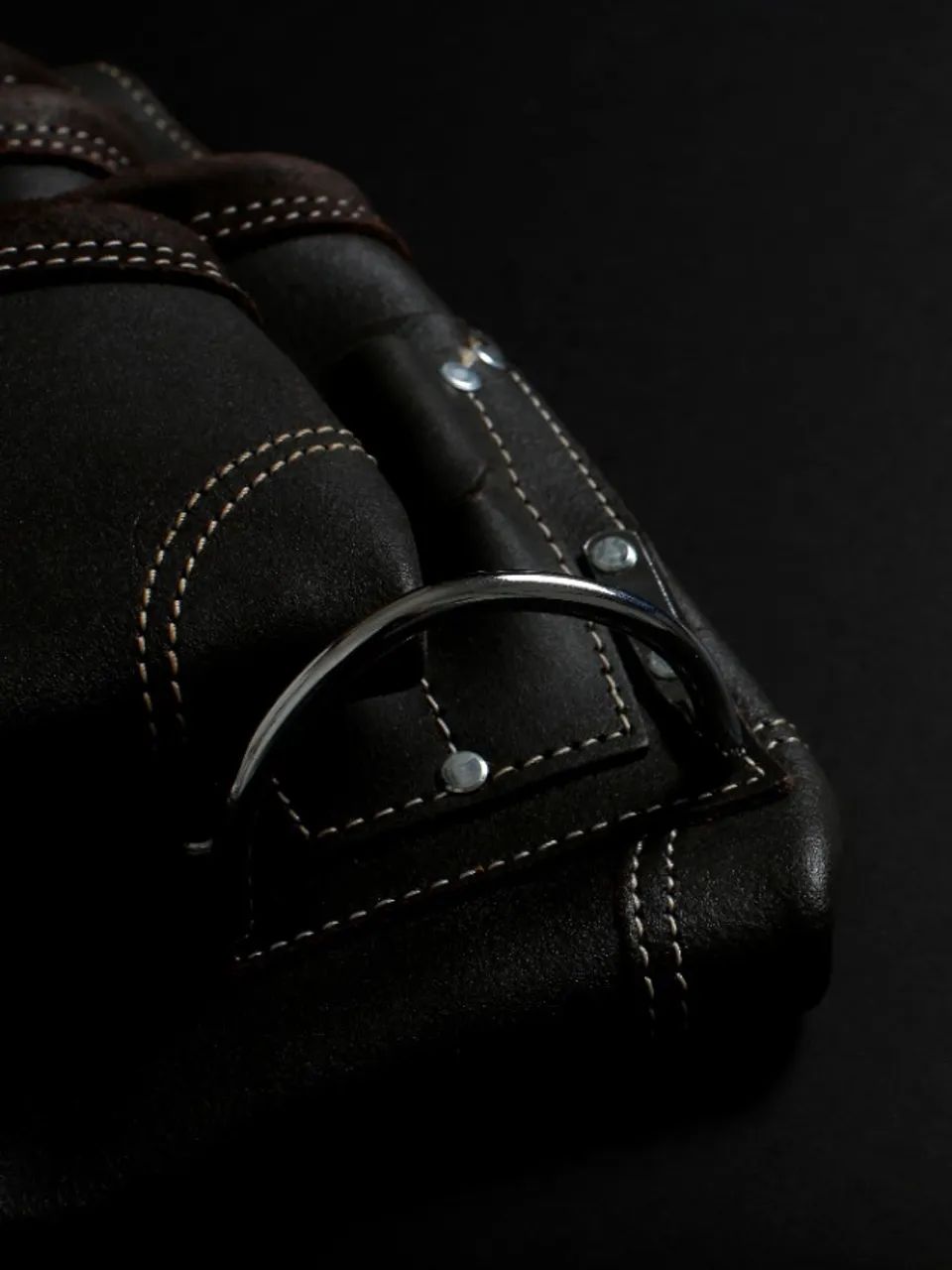 Bolsa Feminina Transversal Preta - Moderna e Espaçosa - Foto 2