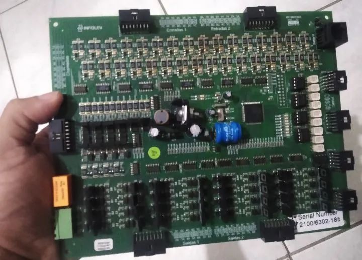 Placa principal  - Foto 4