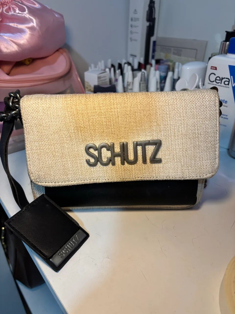 Bolsa Schütz Preta 