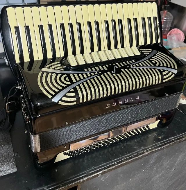 Acordeon Sonola SS10  - Foto 4