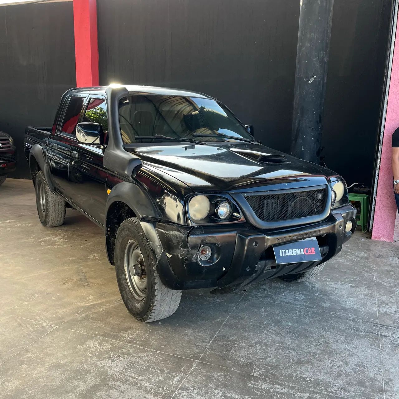 Mitsubishi L200 GL 2.5 4X4 CD Diesel 2009 - Foto 4