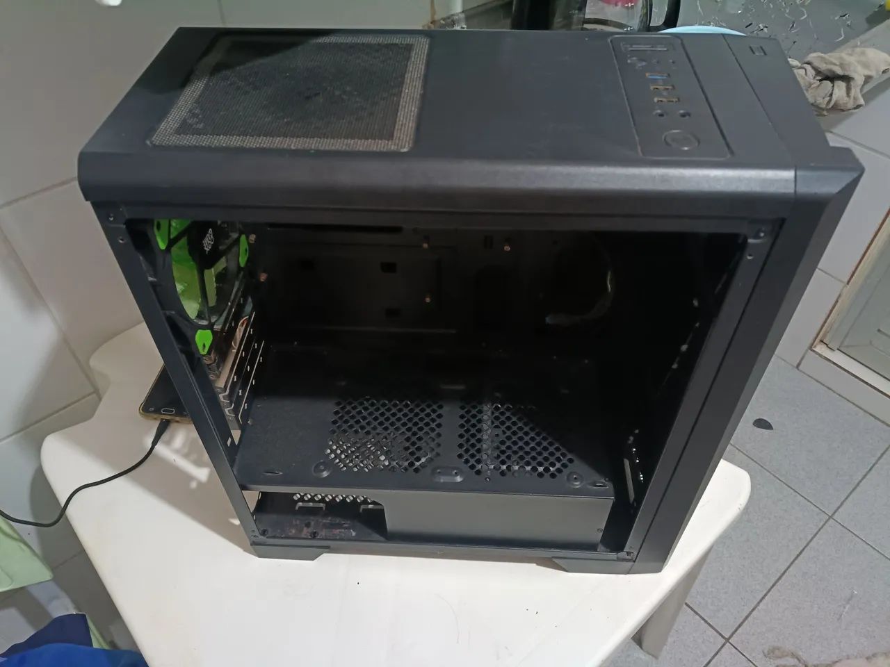 Gabinete game  - Foto 3