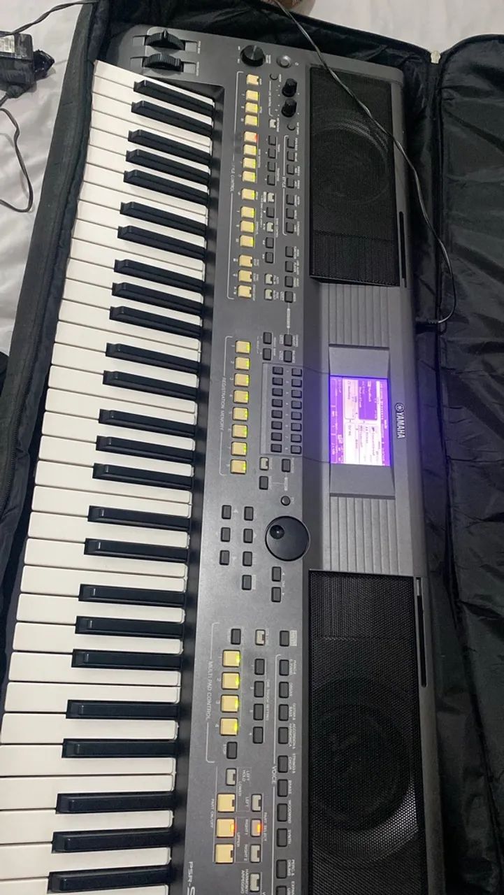 Teclado yamanha 