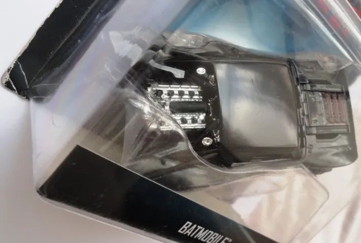 hot wheels the batman batmobile batmovel escala 1/50 dc comics - lacrado - Foto 4