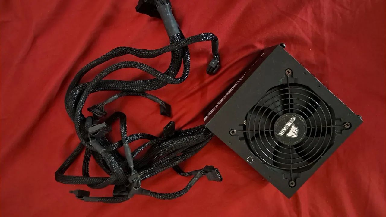 Fonte Corsair CX450 80plusBronze - Foto 3