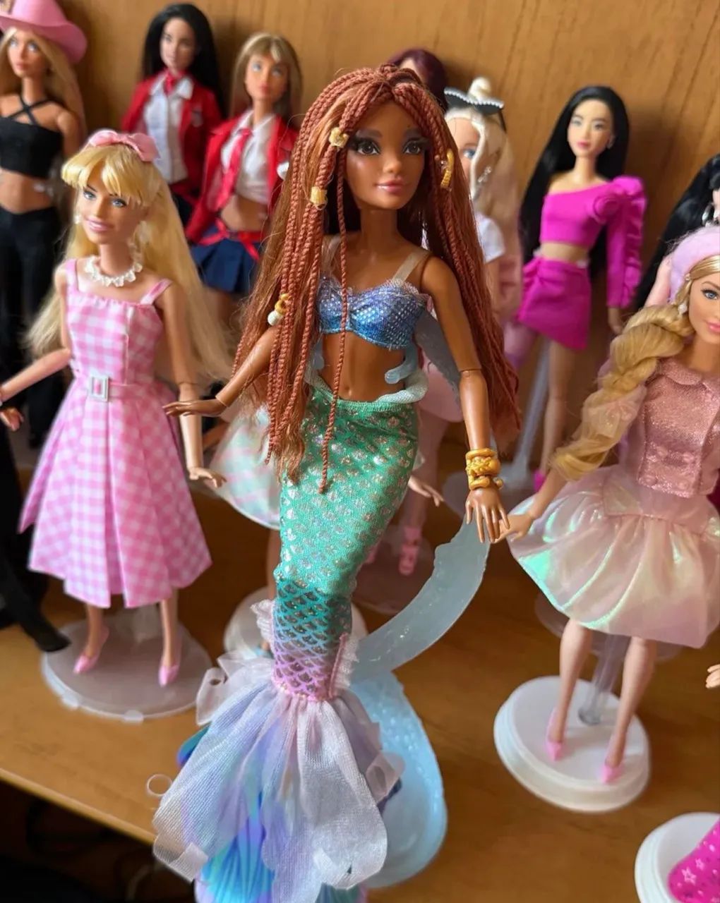 Boneca Barbie Ariel live action deluxe