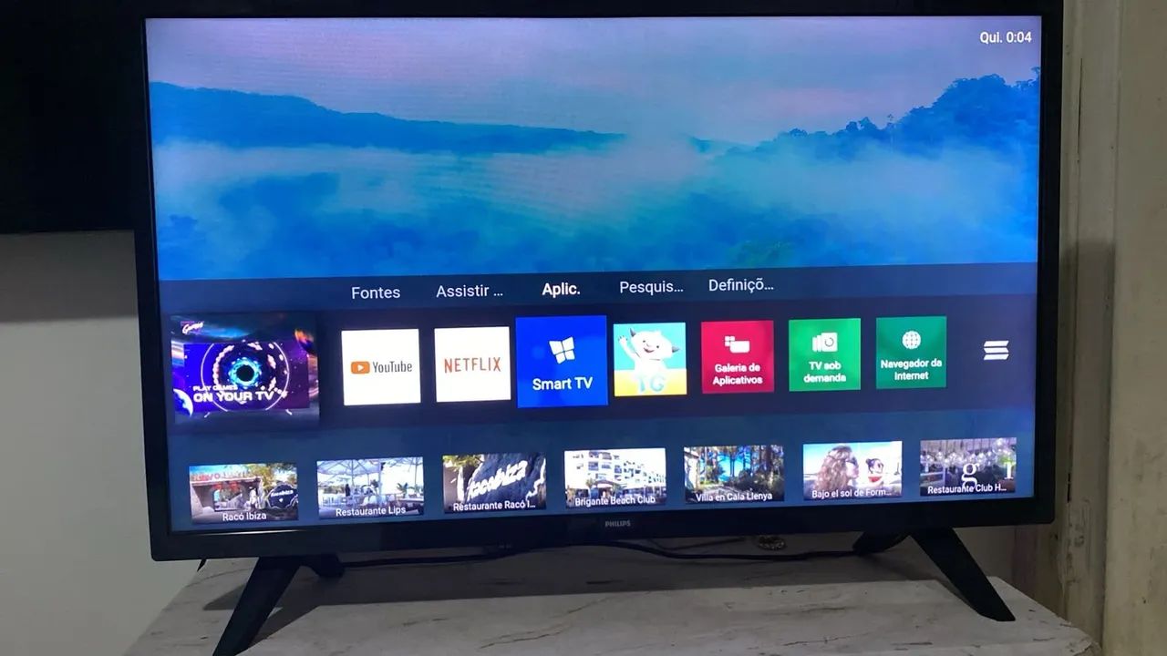 Tv philips smart 32 polegadas novíssima 