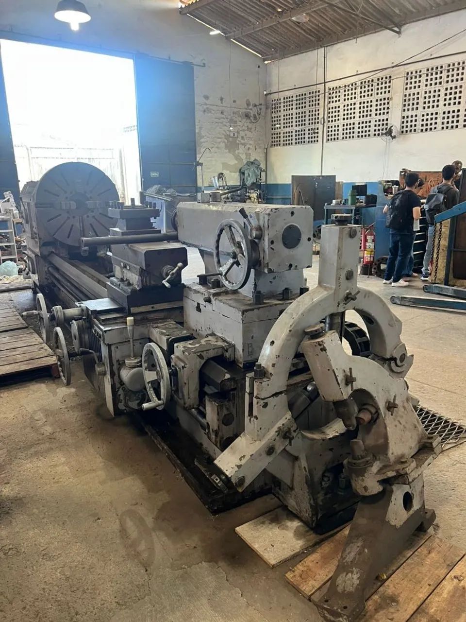 TORNO DE GRANDE PORTE AUTOMATIZADO - Foto 2