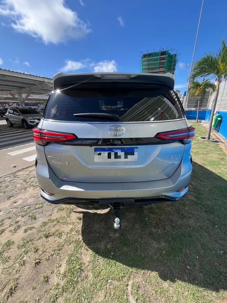 Toyota Hilux SW4 SRX Plat. 4X4 2.8 TB Die. Aut. 2025 - Foto 8