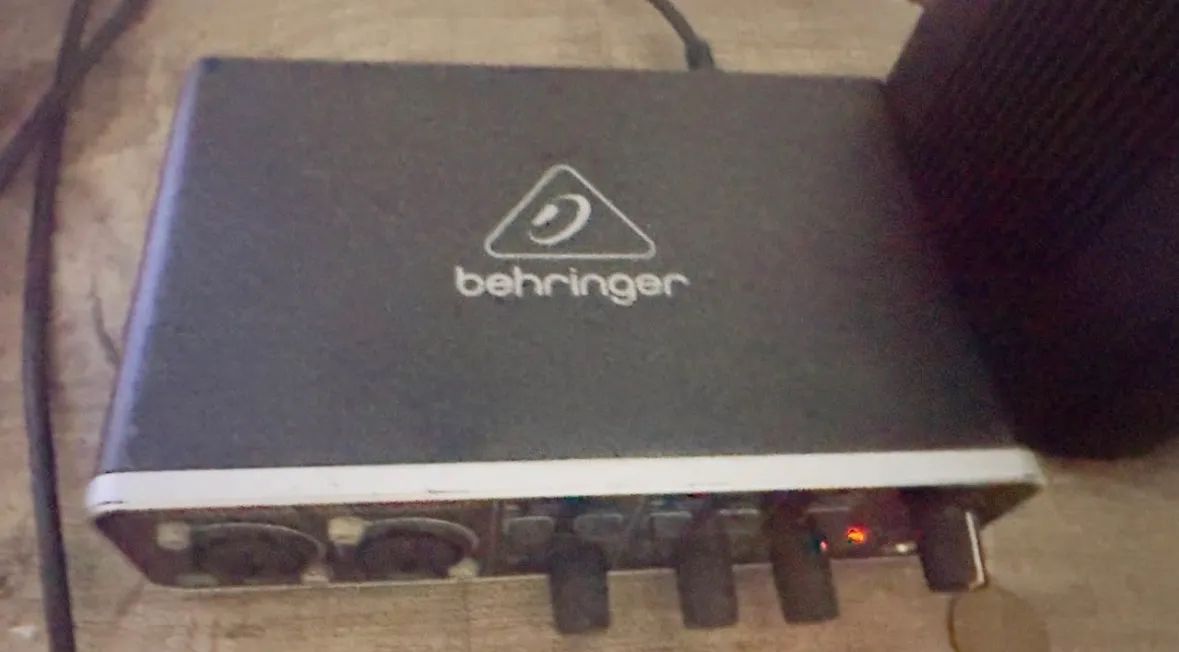 Interface de áudio behringer UMC 202hd - Foto 3