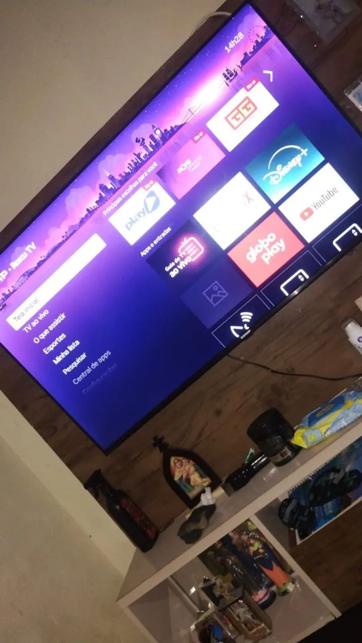 Vendo uma TV Semp Semi nova 43 polegadas 