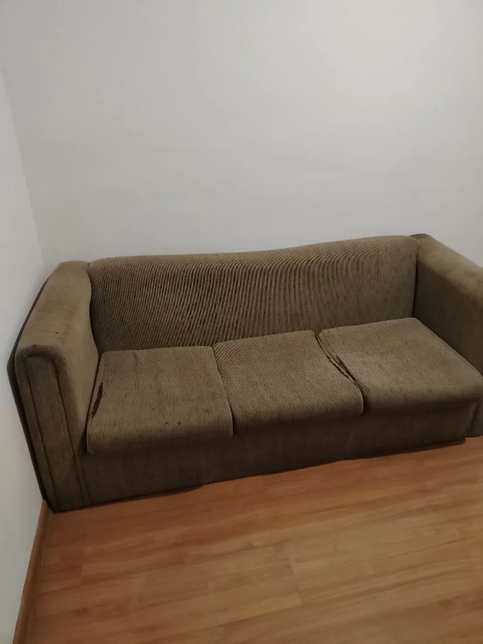 Doação sofá 3 lugares  - Foto 4
