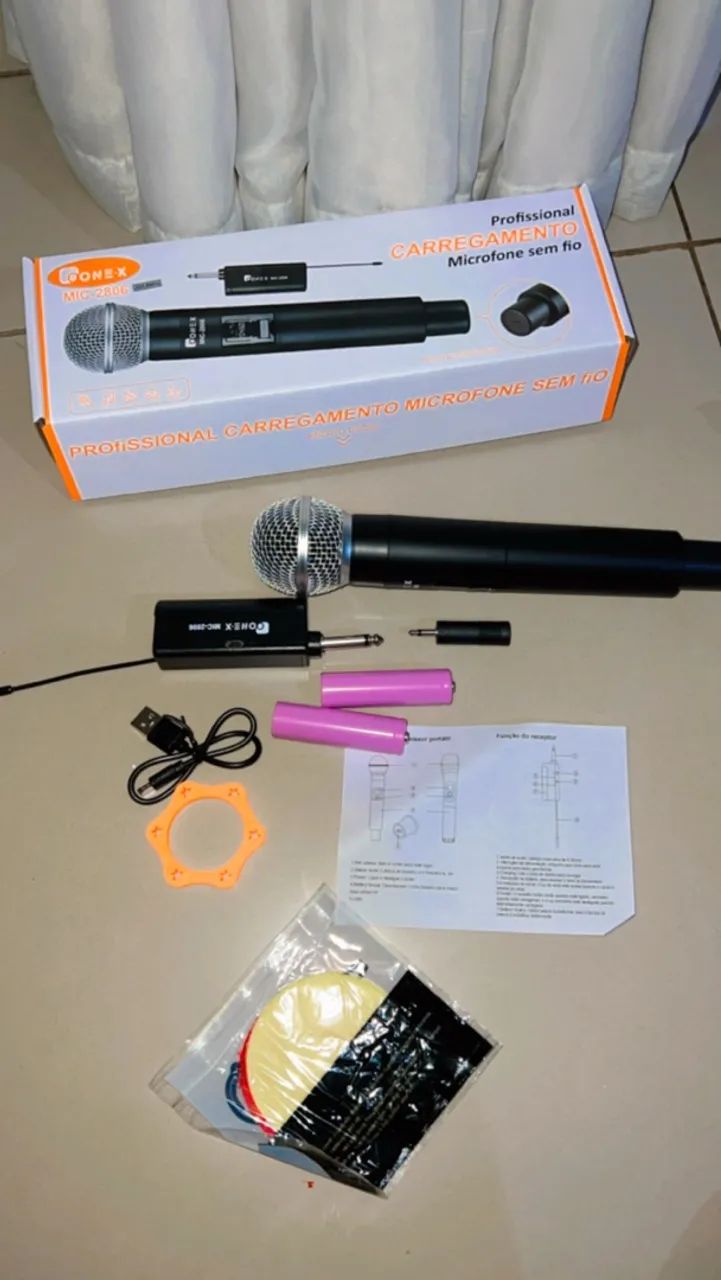 Microfone sem fio novo profissional  - Foto 2