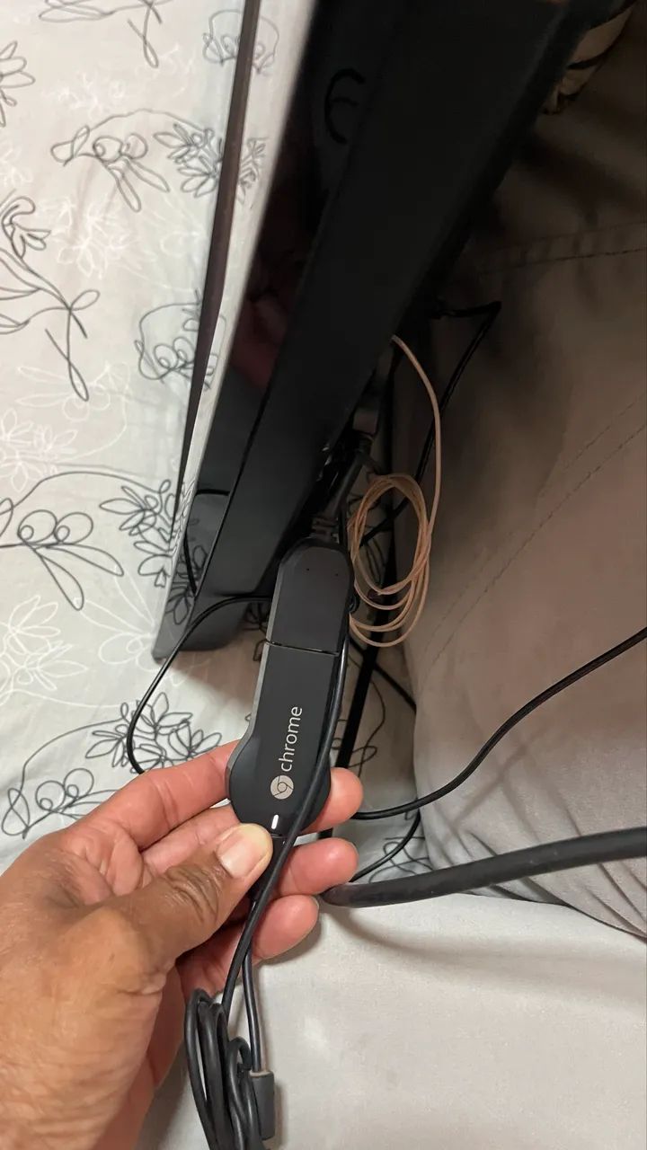 Vendo tv Samsung de 40 polegadas ( OBSERVAÇÃO NÃO É SMART) e LCD ? - Foto 3