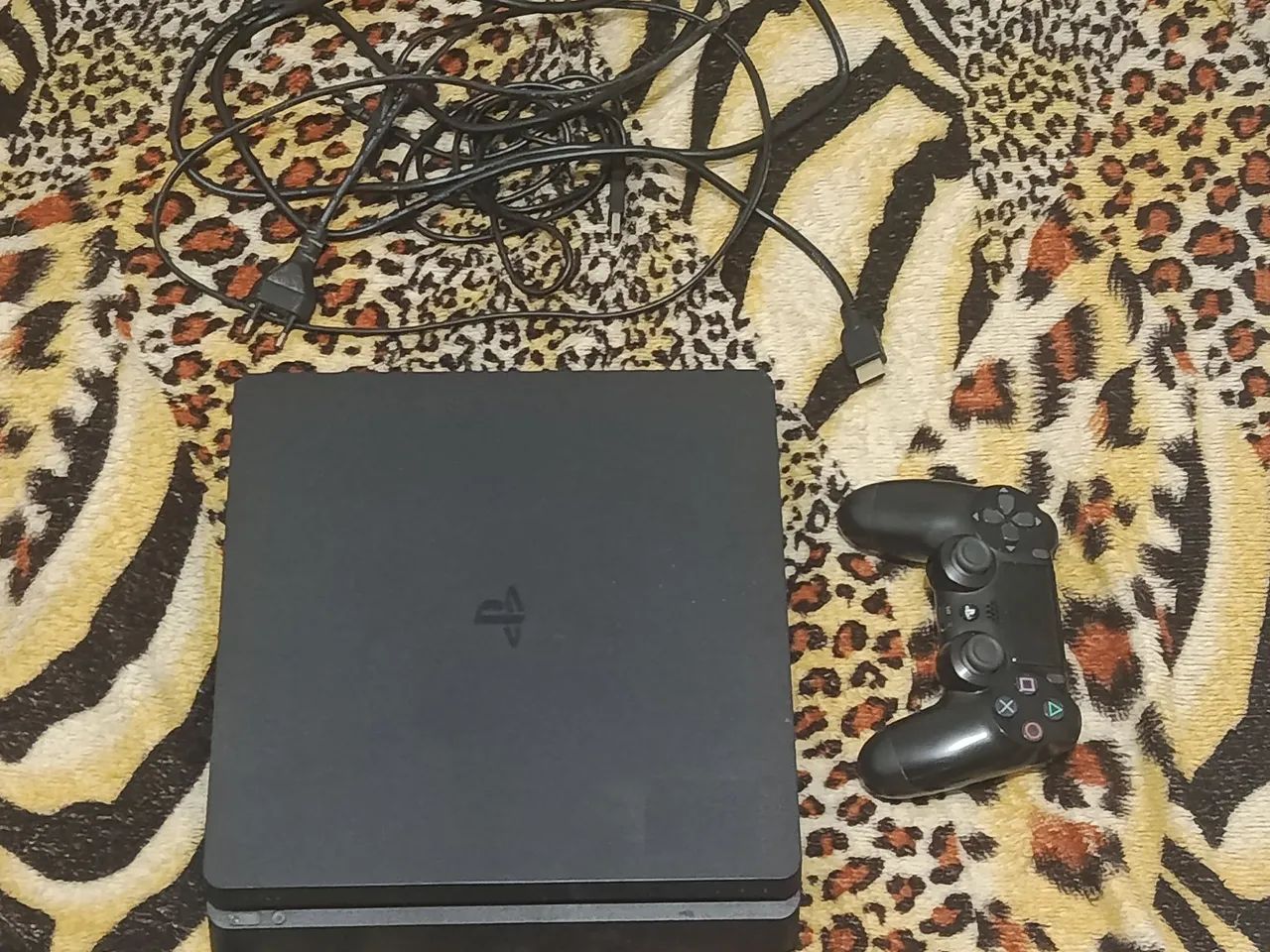 Playstation 4 PS4 1TB - Foto 2