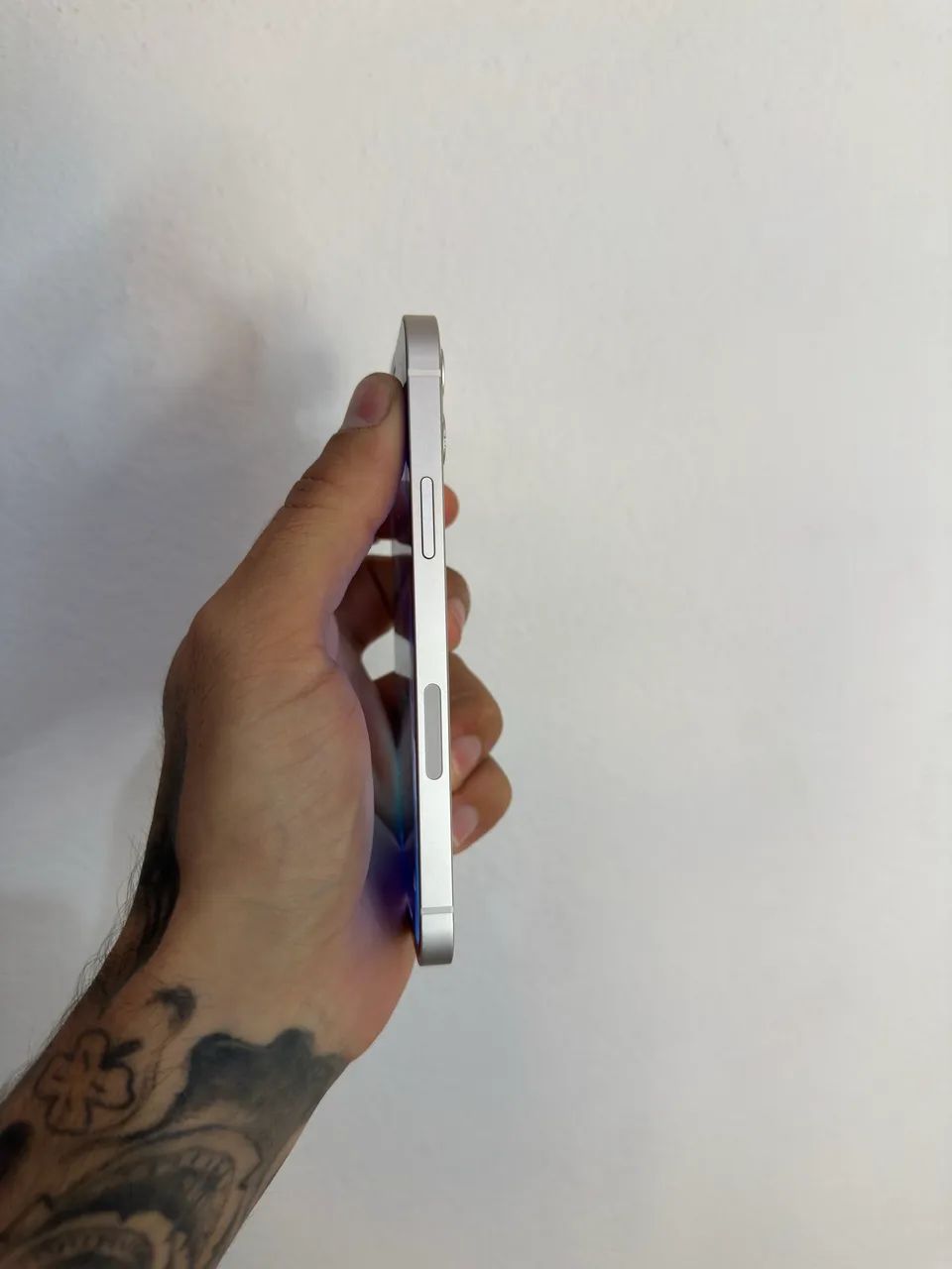 iPhone 12 - 28GB - Foto 2