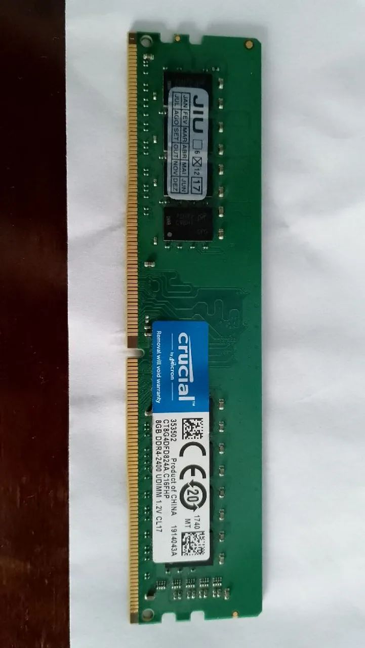 Memória DDR4 8GB Crucial 