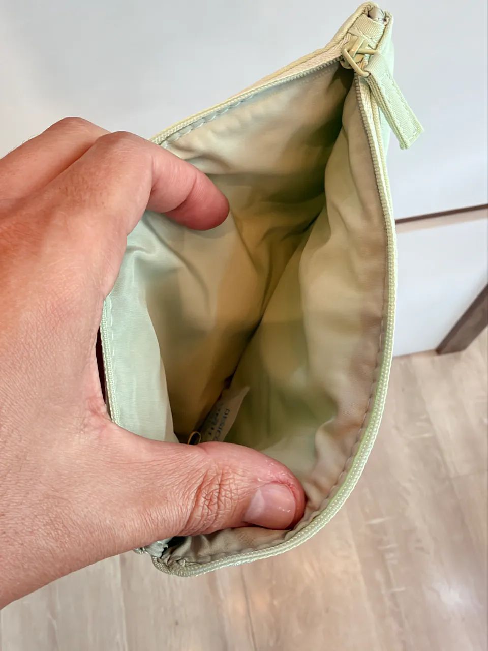 necessaire prada beauty verde - Foto 3
