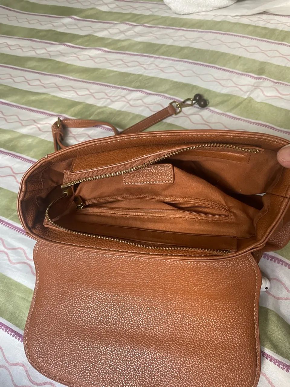 Bolsa Original Constance  cor caramelo - Foto 3
