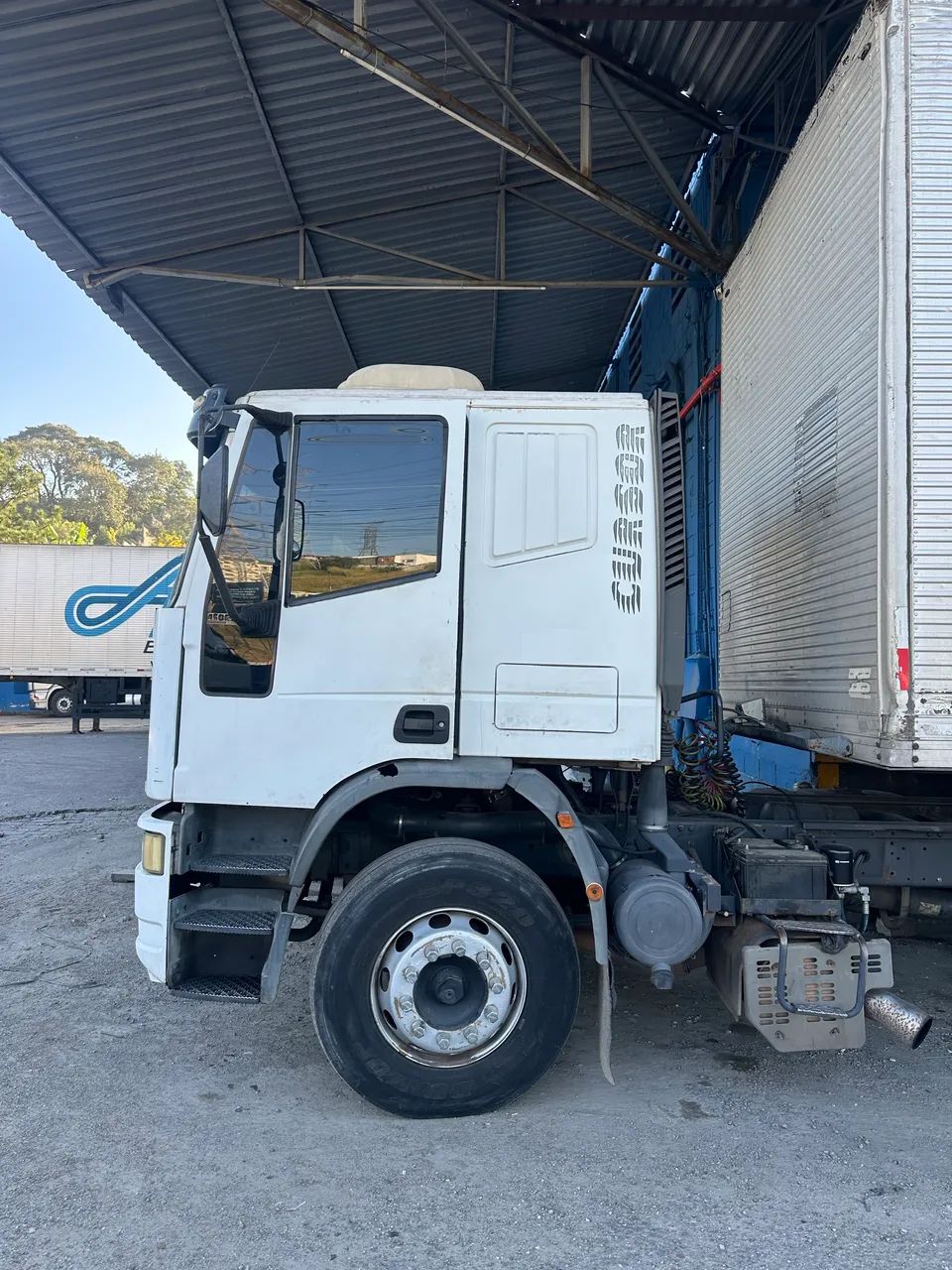 Vendo Iveco cavallino 320  - Foto 2