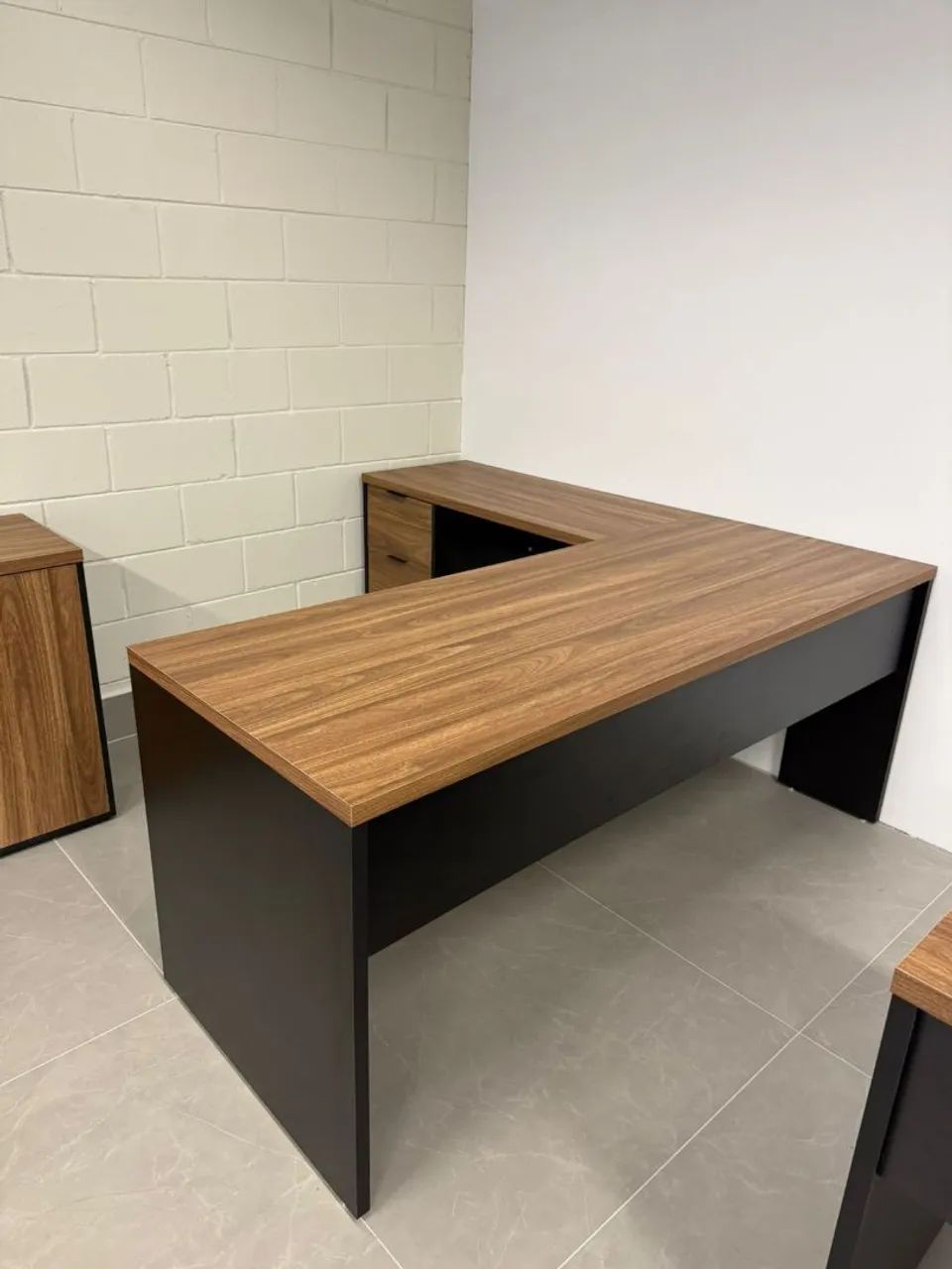 Mesa em L toda em MDF novo - Foto 2